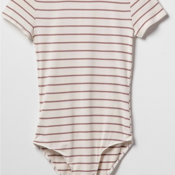 Ivory striped body suit - Picture 2 of 4